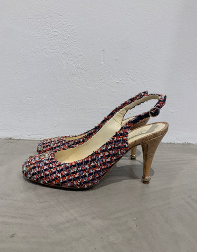 Tweed Chanel With Shiny Logo