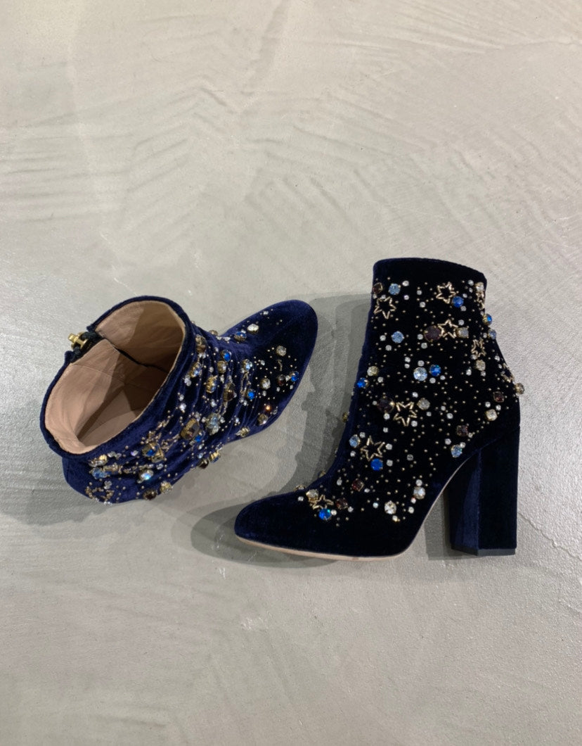 Beautiful Dark Blue Velvet Boots