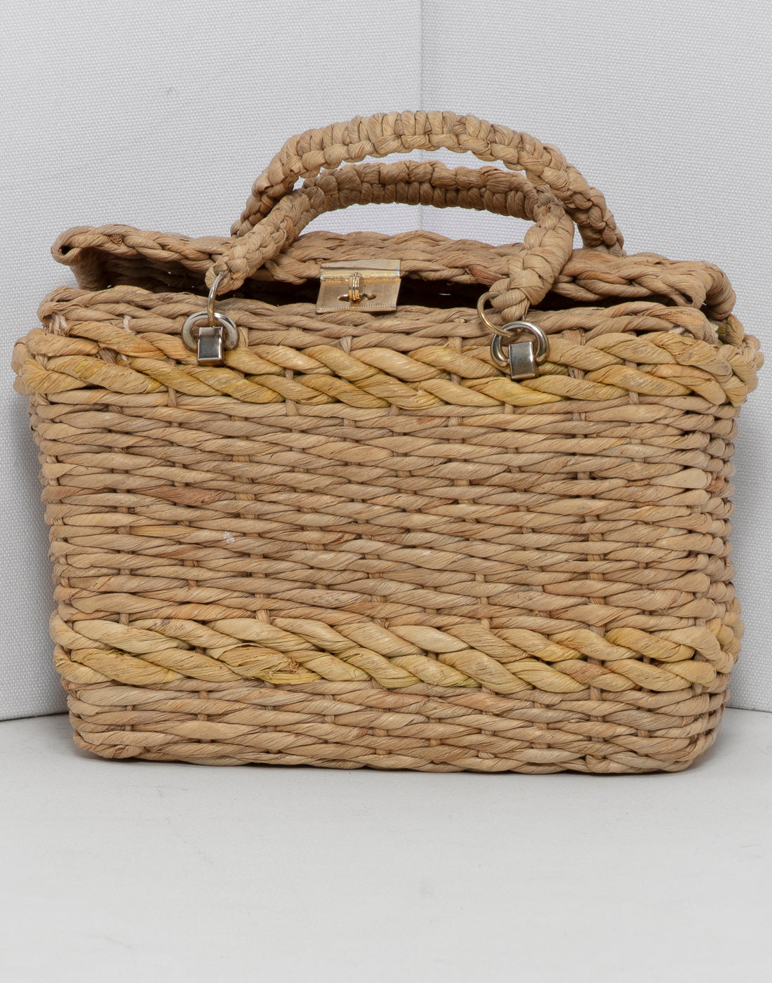 Cute Straw Bag From The 70's
