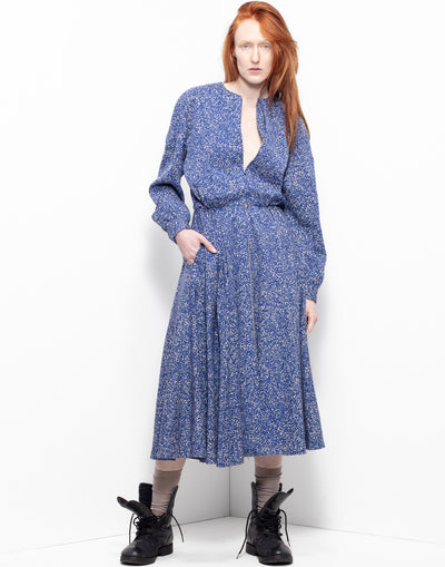 Vintage Erreuno (Armani) sweat-shirt type cotton dress with blue pattern and batwing sleeves.